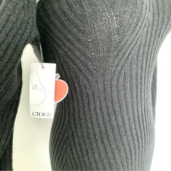 Cider Black Knit Solid Cami Split Midi Sweater Dress & Crop Top 2-Piece Set - Picture 10 of 10